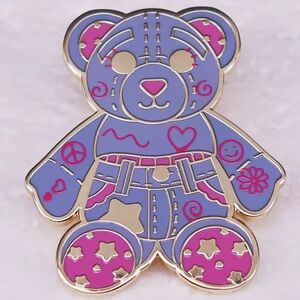 Bear Pin Brooch accessory Colorful Bear Enamel Pink purple smiley
